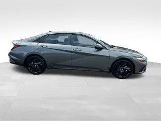 Hyundai ELANTRA 2026 SEL Sport 4dr Sedan
