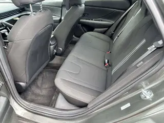 Hyundai ELANTRA 2026 SEL Sport 4dr Sedan