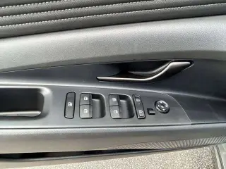 Hyundai ELANTRA 2026 SEL Sport 4dr Sedan