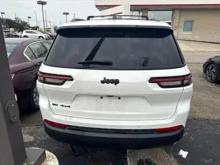 Jeep Grand Cherokee L 2023 4x4 Altitude 4dr SUV