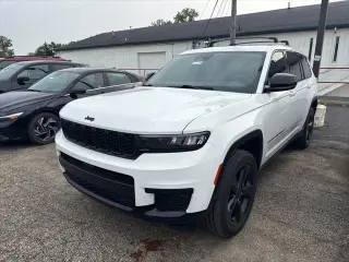 Jeep Grand Cherokee L 2023 4x4 Altitude 4dr SUV