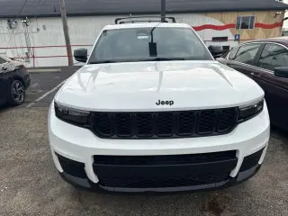 Jeep Grand Cherokee L 2023 4x4 Altitude 4dr SUV