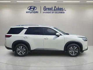 Nissan Pathfinder 2022 AWD SL 4dr SUV