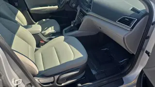 Hyundai ELANTRA 2017 SE 4dr Sedan 6M