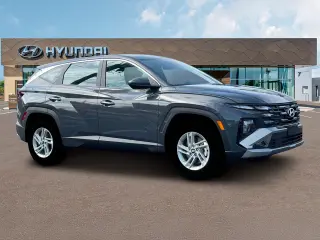 Hyundai TUCSON 2025 AWD SE 4dr SUV