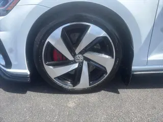 Volkswagen Golf GTI 2019 S 4dr Hatchback 7A