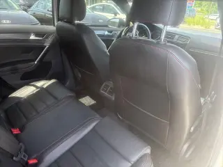 Volkswagen Golf GTI 2019 S 4dr Hatchback 7A