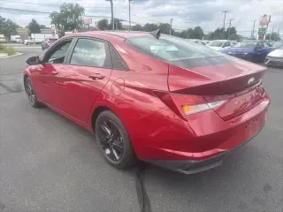 Hyundai ELANTRA Hybrid 2021 Blue 4dr Sedan