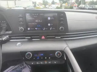 Hyundai ELANTRA Hybrid 2021 Blue 4dr Sedan