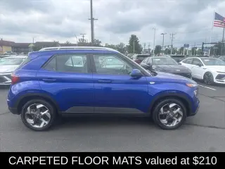Hyundai VENUE 2024 Limited 4dr Crossover