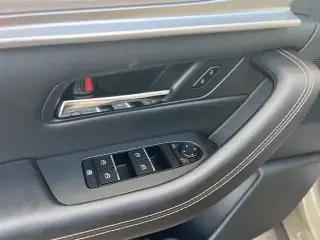 Mazda CX-70 Plug-in Hybrid 2025 AWD Premium 4dr SUV