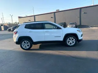 Jeep Compass 2024 4x4 Latitude 4dr SUV
