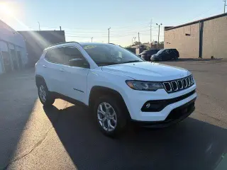 Jeep Compass 2024 4x4 Latitude 4dr SUV