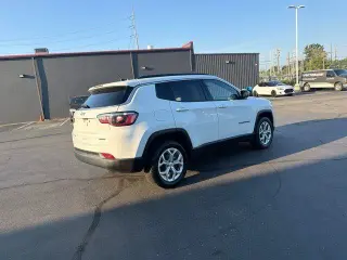 Jeep Compass 2024 4x4 Latitude 4dr SUV