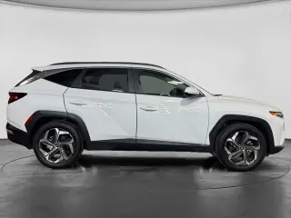 Hyundai TUCSON 2024 SEL 4dr SUV (midyear release)