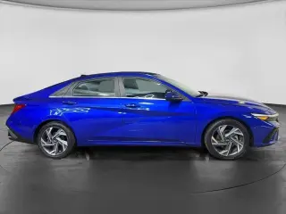 Hyundai ELANTRA 2024 SEL 4dr Sedan