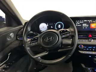 Hyundai ELANTRA 2024 SEL 4dr Sedan