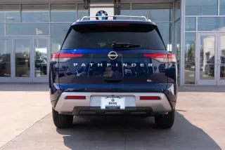 Nissan Pathfinder 2023 SL 4dr SUV