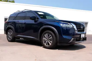 Nissan Pathfinder 2023 SL 4dr SUV