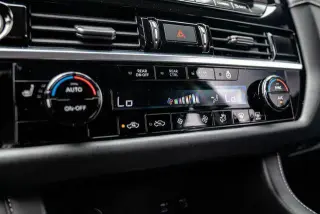 Nissan Pathfinder 2023 SL 4dr SUV