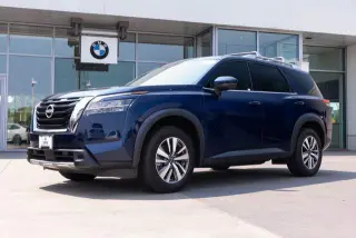 Nissan Pathfinder 2023 SL 4dr SUV