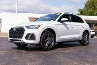 Audi Q5 2024 AWD e quattro S line Premium 55 TFSI 4dr SUV