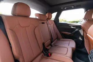 Audi Q5 2024 AWD e quattro S line Premium 55 TFSI 4dr SUV