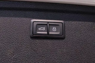 Audi Q5 2024 AWD e quattro S line Premium 55 TFSI 4dr SUV