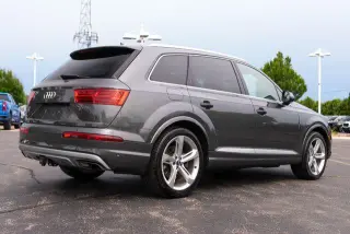 Audi Q7 2019 AWD quattro Prestige 55 TFSI 4dr SUV