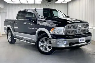 Ram 1500 2012 4x4 Laramie 4dr Crew Cab 5.5 ft. SB Pickup