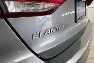 Hyundai ELANTRA 2018 SEL 4dr Sedan (US)
