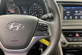 Hyundai ELANTRA 2018 SEL 4dr Sedan (US)