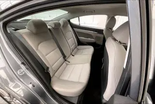 Hyundai ELANTRA 2018 SEL 4dr Sedan (US)