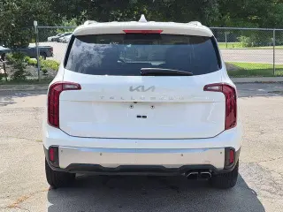 Kia Telluride 2023 S 4dr SUV