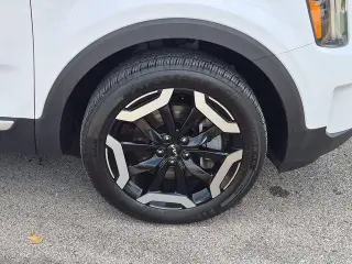 Kia Telluride 2023 S 4dr SUV