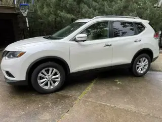 2016 Nissan Rogue SV Pkg