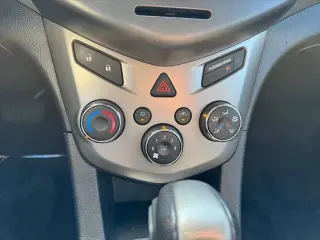 Chevrolet Sonic 2012 LT 4dr Sedan w/2LT