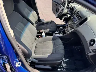 Chevrolet Sonic 2012 LT 4dr Sedan w/2LT