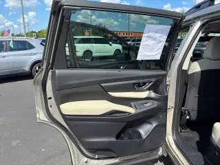 Subaru Ascent 2019 AWD Premium 7-Passenger 4dr SUV