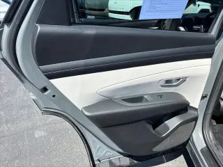 Hyundai TUCSON 2025 SEL 4dr SUV