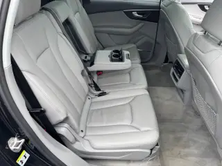 Audi Q7 2024 AWD quattro Premium Plus 45 TFSI 4dr SUV
