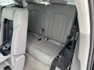 Audi Q7 2024 AWD quattro Premium Plus 45 TFSI 4dr SUV