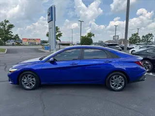 Hyundai ELANTRA 2024 SEL 4dr Sedan