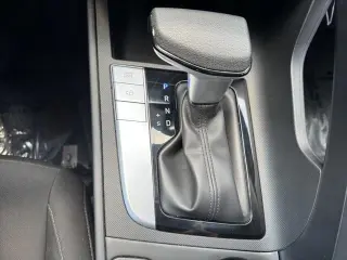 Hyundai ELANTRA 2024 SEL 4dr Sedan