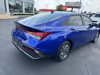 Hyundai ELANTRA 2024 SEL 4dr Sedan