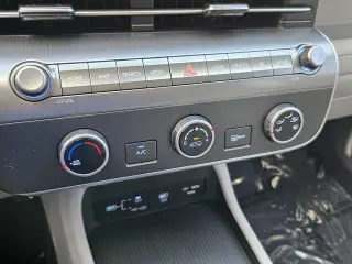 Hyundai KONA 2024 SE 4dr Crossover
