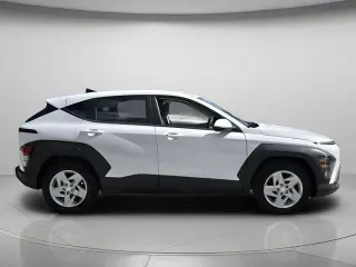 Hyundai KONA 2024 SE 4dr Crossover