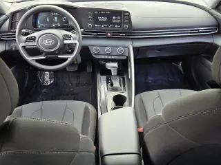 Hyundai ELANTRA 2026 SE 4dr Sedan