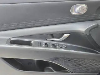 Hyundai ELANTRA 2026 SE 4dr Sedan