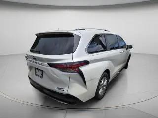 Toyota Sienna 2021 Limited 7-Passenger 4dr Mini-Van